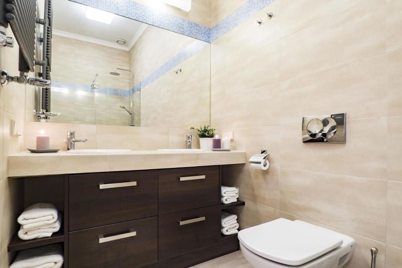 Historic Market Square Suite -140M2 Grand Residence As Home Apartamenty R504 Wroclaw Exterior photo