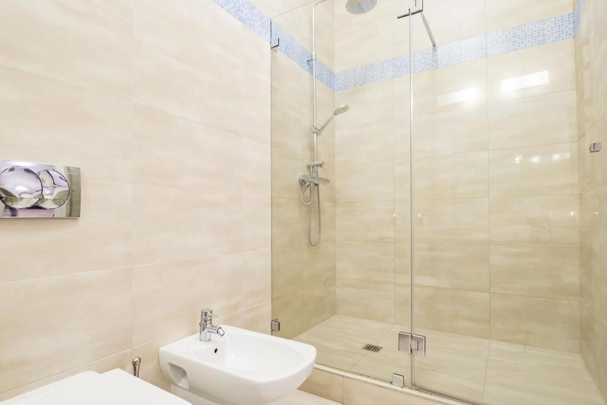 Historic Market Square Suite -140M2 Grand Residence As Home Apartamenty R504 Wroclaw Exterior photo